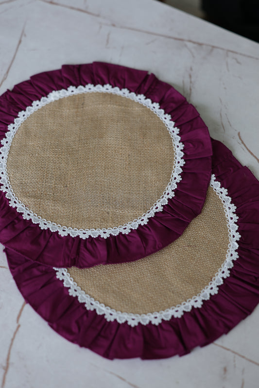 Wildberry Ruffled Jute Palcemat