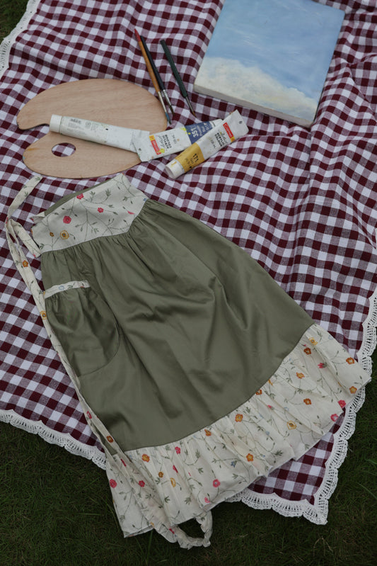 Soft-Spoken Yoke Apron