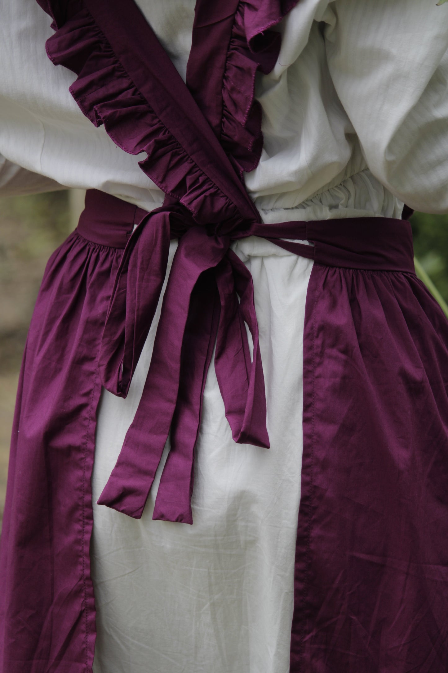 Wildberry Cottage Drape Apron