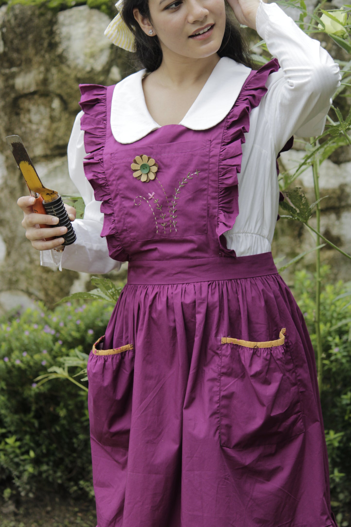 Wildberry Cottage Drape Apron